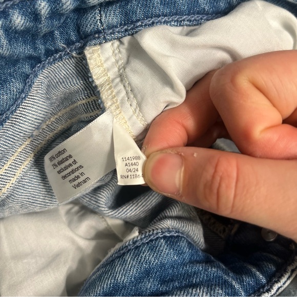 Lane Bryant Boyfriend Fit Embroidered Jean Women’s Size 16 Long Light Wash Boho - Picture 5 of 8